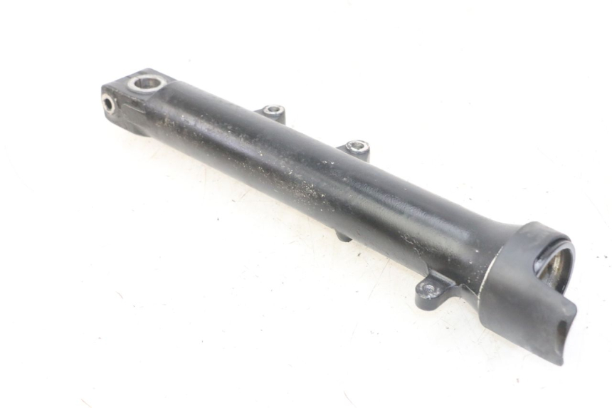 photo de PRAWY POKROWIEC WIDEŁEK HONDA CBF 500 (2004 - 2007) - Inny kąt widzenia