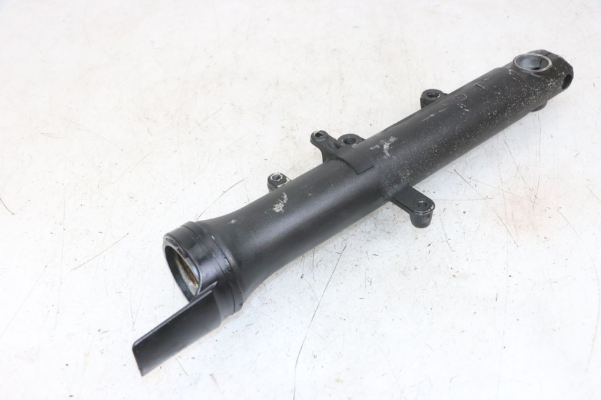 photo de PRAWY TUBUS WIDEŁEK YAMAHA TDM ABS 900 (2002 - 2014) - Inny kąt widzenia