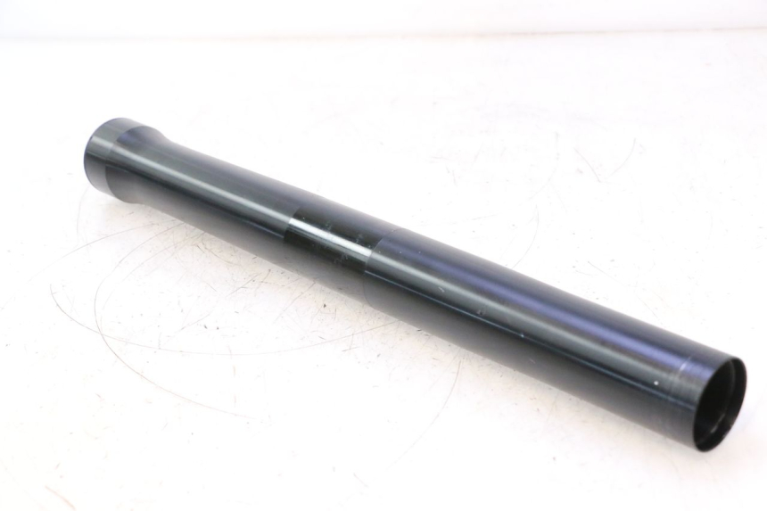 photo de PRAWY TULEJKA WIDEŁEK YAMAHA YZF R6 600 (2008 - 2009) - Widok główny