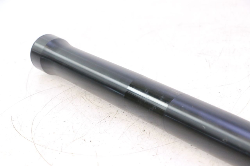 photo de PRAWY TULEJKA WIDEŁEK YAMAHA YZF R6 600 (2008 - 2009) - Zoom stanu zużycia
