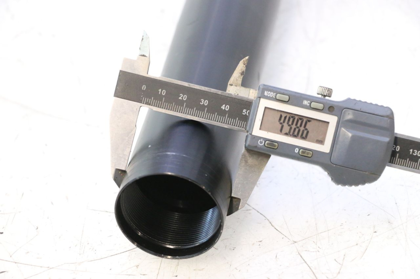 photo de PRAWY TULEJKA WIDEŁEK YAMAHA YZF R6 600 (2008 - 2009) - Część sprawdzona
