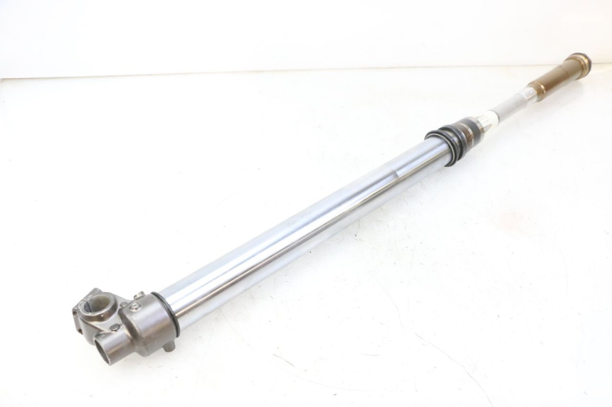 photo de PRAWY TUBUS WIDEŁEK YAMAHA YZF YZ-F 450 (2014 - 2016) - Widok ogólny