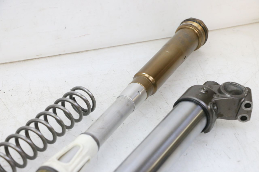 photo de PRAWY TUBUS WIDEŁEK YAMAHA YZF YZ-F 450 (2014 - 2016) - Część sprawdzona