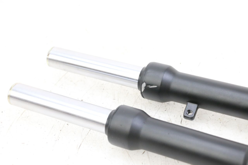 photo de OSŁONA WIDEŁEK ZAWIESZENIA PRZEDNIEGO WAYSCRAL E-START 1 (2018 - 2022) - Zoom stanu zużycia