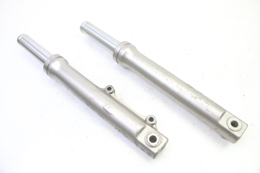 photo de OSŁONA WIDEŁEK ZAWIESZENIA PRZEDNIEGO SYM FIDDLE 2 50 (2008 - 2013) - Punkty mocowania