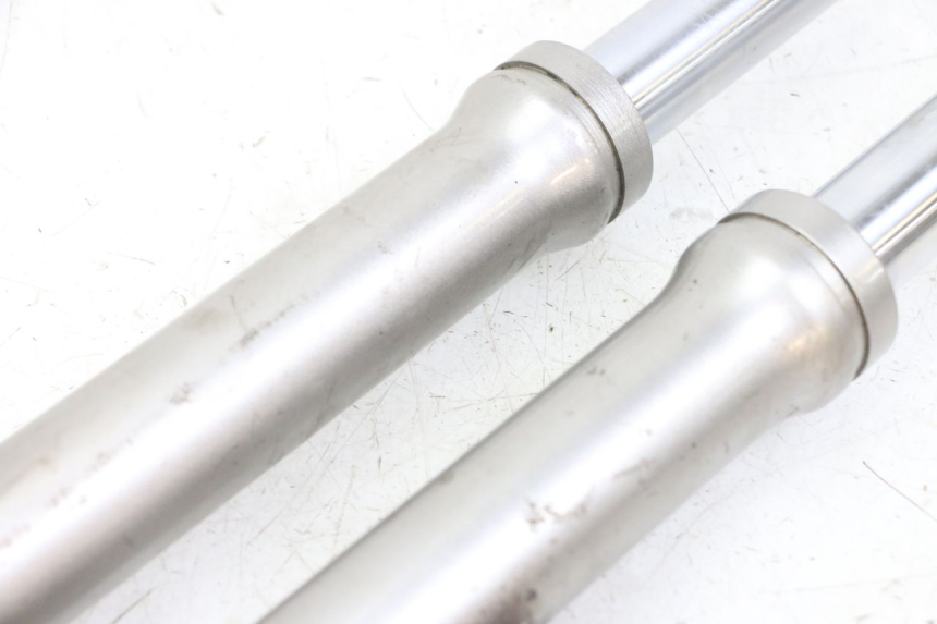 photo de OSŁONA WIDEŁEK ZAWIESZENIA PRZEDNIEGO SYM FIDDLE 2 S 125 (2012 - 2014) - Szczegóły charakterystyczne