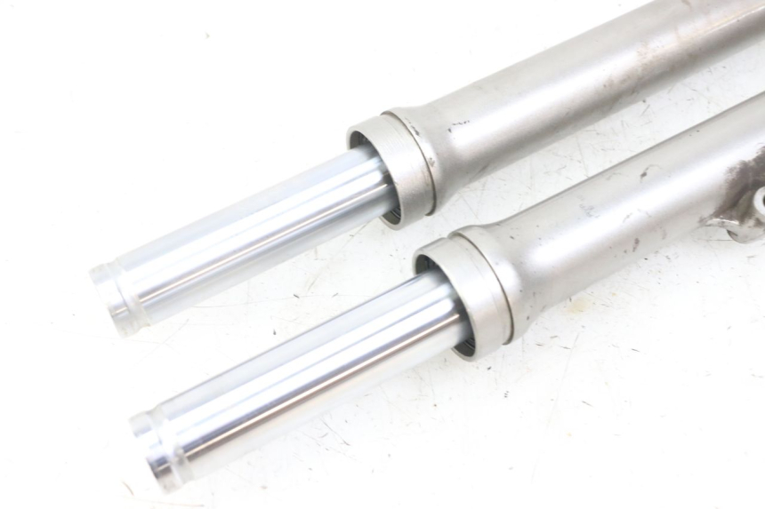 photo de OSŁONA WIDEŁEK ZAWIESZENIA PRZEDNIEGO SYM FIDDLE 2 S 125 (2012 - 2014) - Punkty mocowania