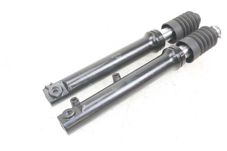 photo de OSŁONA WIDEŁEK ZAWIESZENIA PRZEDNIEGO SYM FIDDLE 3 III 125 (2014 - 2020) - Zbliżenie techniczne