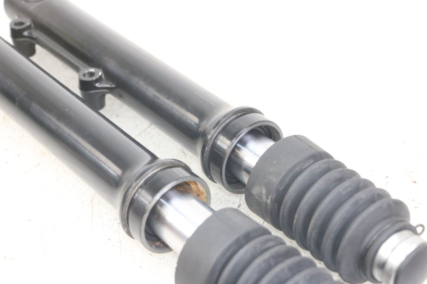 photo de OSŁONA WIDEŁEK ZAWIESZENIA PRZEDNIEGO SYM FIDDLE 3 III 125 (2014 - 2020) - Widok ogólny