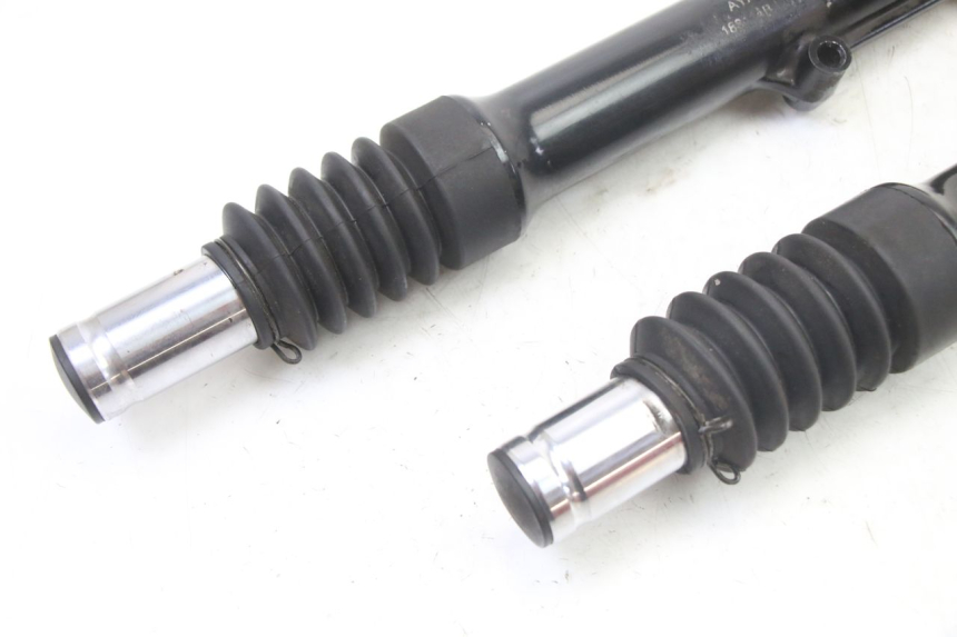 photo de OSŁONA WIDEŁEK ZAWIESZENIA PRZEDNIEGO SYM FIDDLE 3 III 125 (2014 - 2020) - Widok ogólny