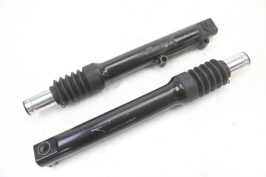 photo de OSŁONA WIDEŁEK ZAWIESZENIA PRZEDNIEGO SYM FIDDLE 3 III 125 (2014 - 2020) - Część sprawdzona