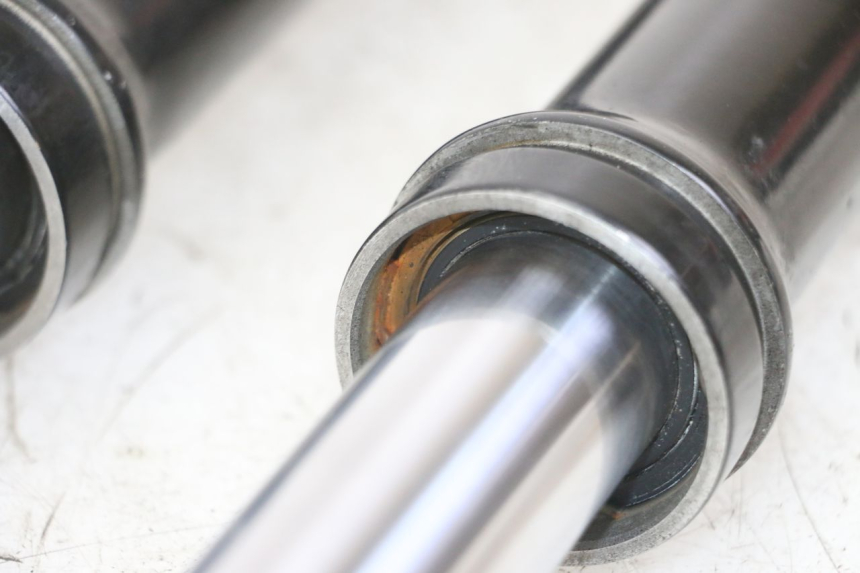 photo de OSŁONA WIDEŁEK ZAWIESZENIA PRZEDNIEGO SYM FIDDLE 3 III 50 (2014 - 2020) - Widok ogólny