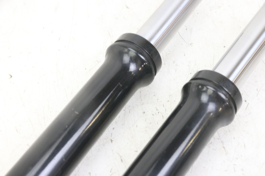 photo de OSŁONA WIDEŁEK ZAWIESZENIA PRZEDNIEGO SYM FIDDLE 3 III 50 (2014 - 2020) - Część sprawdzona