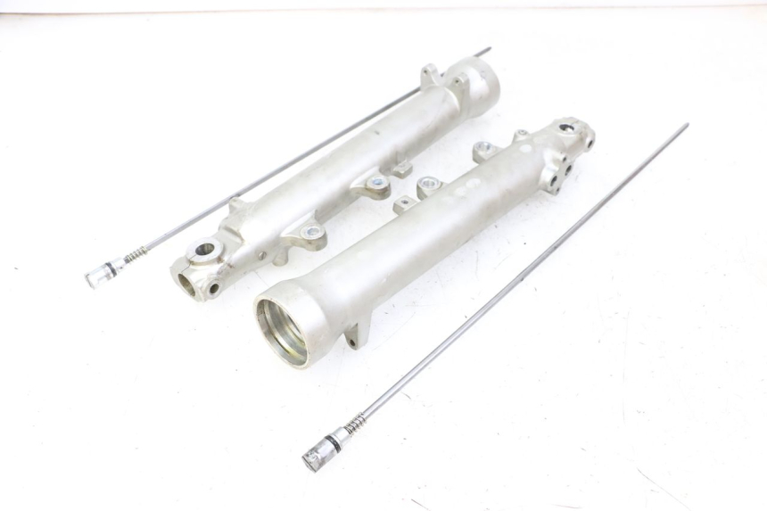 photo de OSŁONA WIDEŁEK ZAWIESZENIA PRZEDNIEGO YAMAHA FJ 36Y 1100 (1984 - 1985) - Inny kąt widzenia