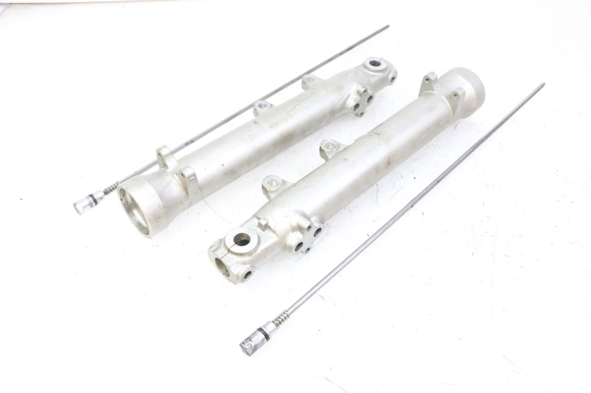 photo de OSŁONA WIDEŁEK ZAWIESZENIA PRZEDNIEGO YAMAHA FJ 36Y 1100 (1984 - 1985) - Zbliżenie techniczne