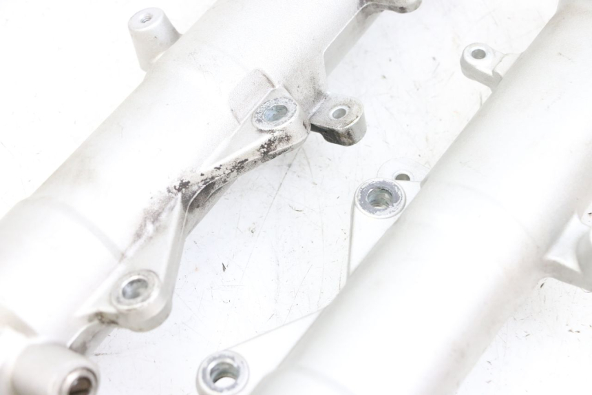 photo de OSŁONA WIDEŁEK ZAWIESZENIA PRZEDNIEGO YAMAHA FJR ABS 1300 (2006 - 2012) - Widok produktu