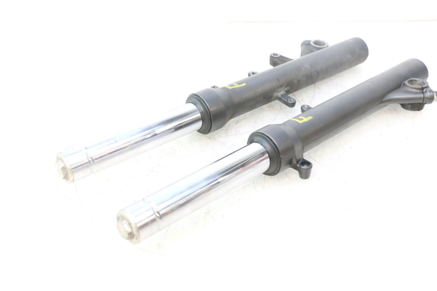 photo de OSŁONA WIDEŁEK AMORTYZATORA HONDA FJS SILVER WING SILVERWING 400 (2005 - 2008) - Alternatywny kąt