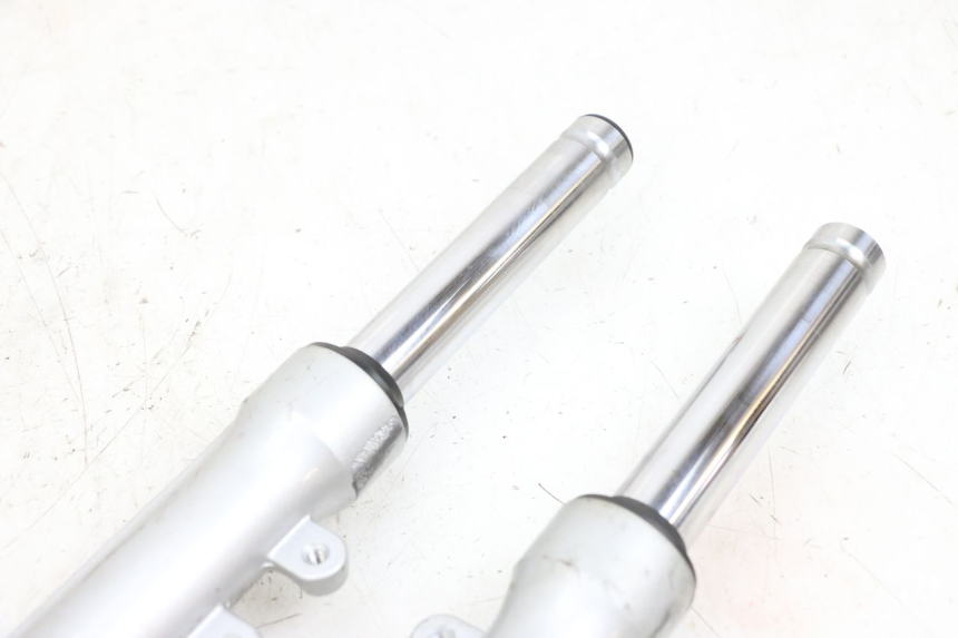 photo de OSŁONA WIDEŁEK AMORTYZATORA MBK FLIPPER 115 (2013 - 2017) - Widok ogólny