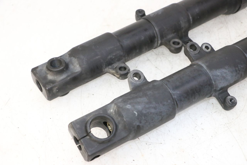 photo de OSŁONA WIDEŁEK ZAWIESZENIA PRZEDNIEGO YAMAHA FZ6 FAZER S2 600 (2007 - 2011) - Widok produktu