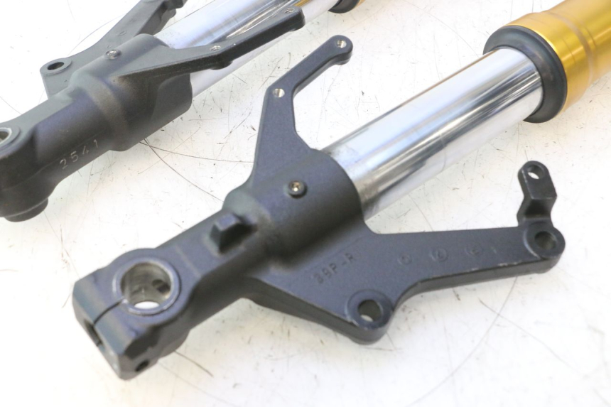 photo de TULEJA WIDEŁEK YAMAHA FZ8 800 (2010 - 2016) - Szczegóły charakterystyczne