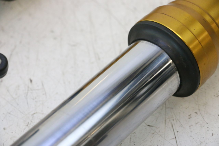 photo de TULEJA WIDEŁEK YAMAHA FZ8 800 (2010 - 2016) - Widok z bliska