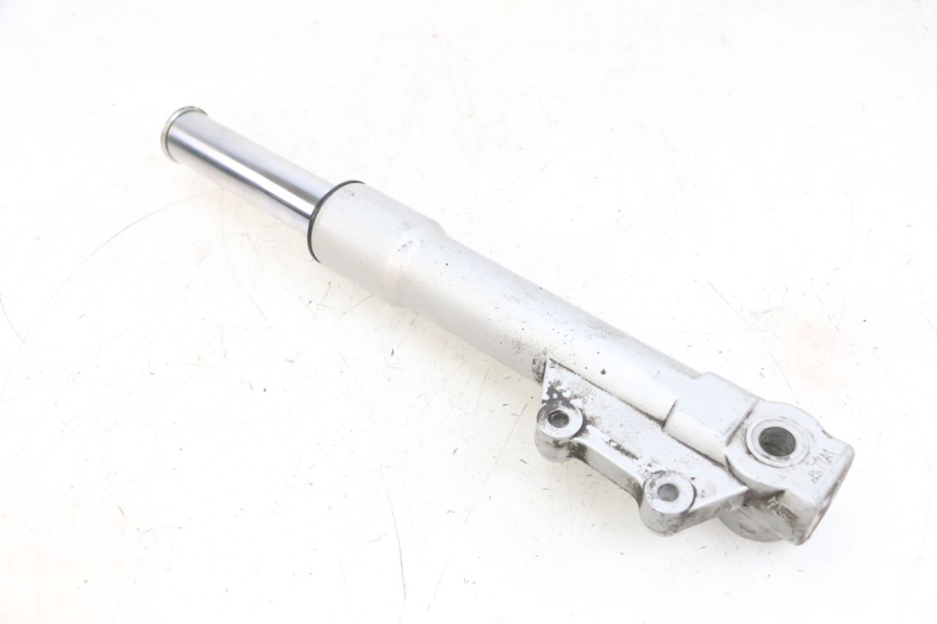 photo de LEWY POKROWIEC WIDEŁEK PIAGGIO FLY 4T 50 (2013 - 2017) - Inny kąt widzenia