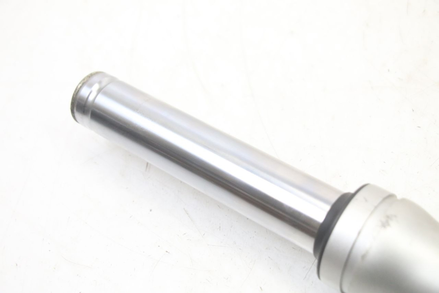 photo de LEWY POKROWIEC WIDEŁEK KYMCO GRAND DINK 125 (2008 - 2014) - Stan powierzchni