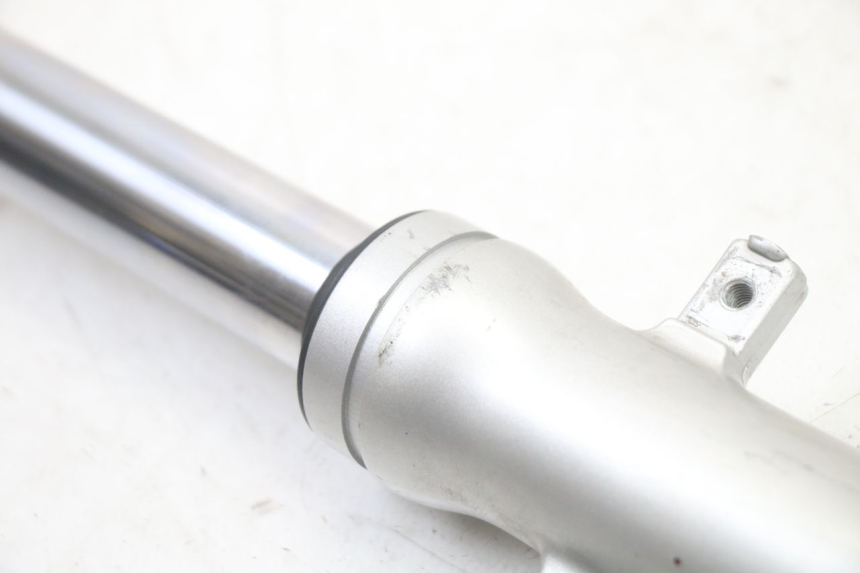 photo de LEWY POKROWIEC WIDEŁEK KYMCO GRAND DINK 125 (2008 - 2014) - Oznaczenia i referencje