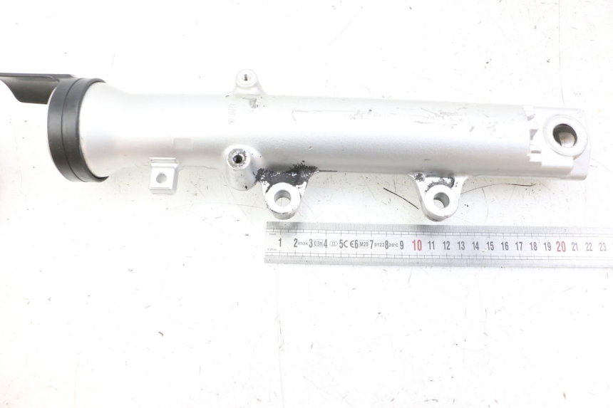 photo de LEWY POKROWIEC WIDEŁEK YAMAHA FZS FAZER 600 (2001 - 2003) - Zoom stanu zużycia