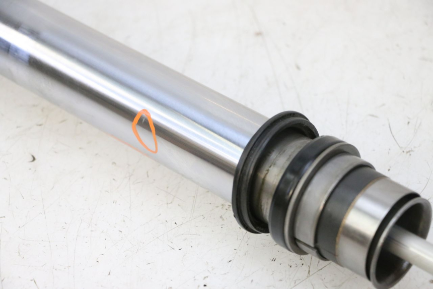 photo de LEWY POKROWIEC WIDEŁEK YAMAHA YZ 125 (1998 - 2005) - Szczegół części