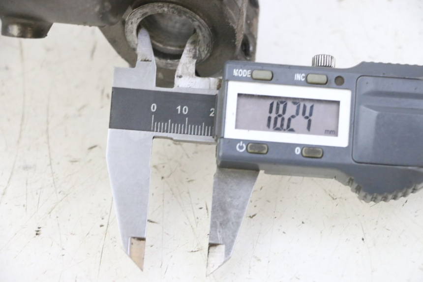 photo de LEWY POKROWIEC WIDEŁEK YAMAHA YZF YZ-F 450 (2014 - 2016) - Szczegół części