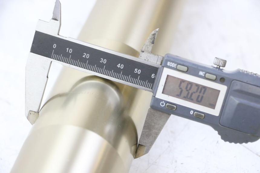 photo de LEWY POKROWIEC WIDEŁEK YAMAHA YZF YZ-F 450 (2014 - 2016) - Inny kąt widzenia