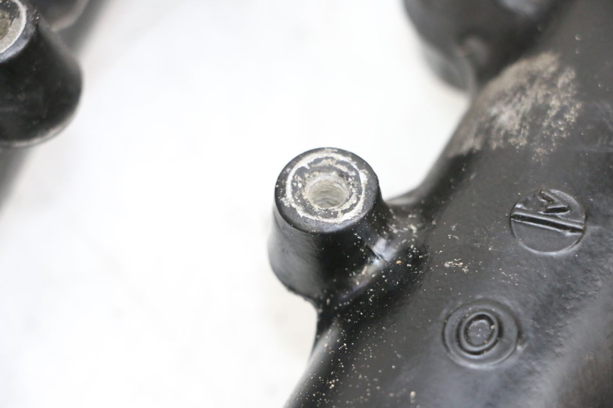 photo de OSŁONA WIDEŁEK ZAWIESZENIA PRZEDNIEGO KAWASAKI GPX R WARBIRD 600 (1988 - 1993) - Zoom stanu zużycia