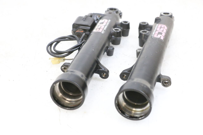 photo de OSŁONA WIDEŁEK ZAWIESZENIA PRZEDNIEGO KAWASAKI GPX R WARBIRD 600 (1988 - 1993) - Zbliżenie techniczne