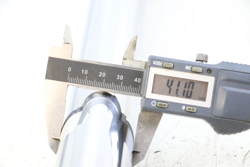 photo de OSŁONA WIDEŁEK AMORTYZATORA HONDA VT C2 SHADOW 750 (1997 - 2001) - Szczegół części