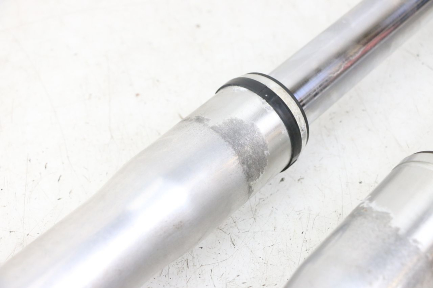 photo de OSŁONA WIDEŁEK AMORTYZATORA HONDA VT C2 SHADOW 750 (1997 - 2001) - Zbliżenie komponentów