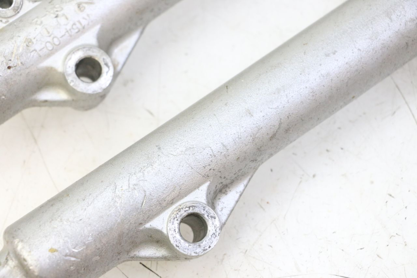 photo de OSŁONA WIDEŁEK ZAWIESZENIA PRZEDNIEGO KAWASAKI KX 65 (2000 - 2019) - Struktura - zbliżenie