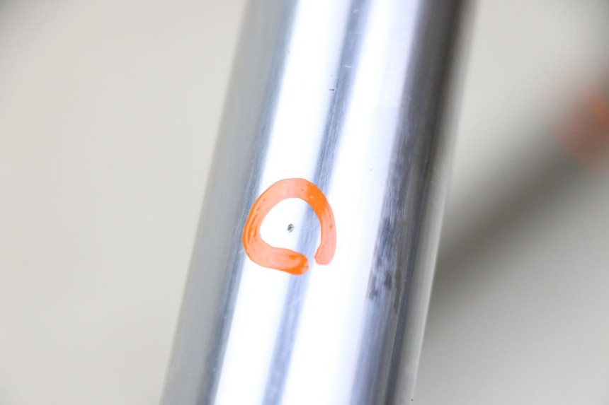 photo de OSŁONA WIDEŁEK ZAWIESZENIA PRZEDNIEGO KAWASAKI KX 65 (2000 - 2019) - Punkty mocowania