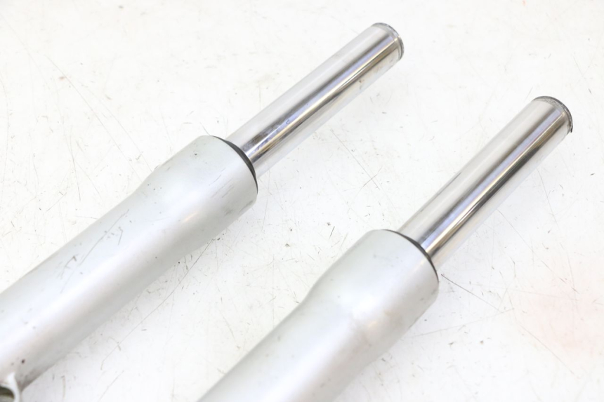 photo de OSŁONA WIDEŁEK AMORTYZATORA PIAGGIO LIBERTY 125 (1998 - 2008) - Widok produktu