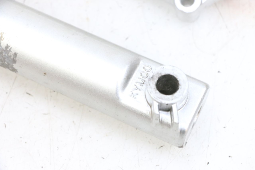 photo de OSŁONA WIDEŁEK ZAWIESZENIA PRZEDNIEGO KYMCO LIKE 125 (2009 - 2016) - Szczegóły charakterystyczne