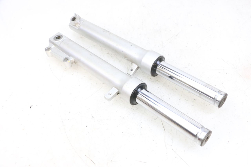 photo de OSŁONA WIDEŁEK ZAWIESZENIA PRZEDNIEGO KYMCO LIKE 125 (2009 - 2016) - Inny kąt widzenia