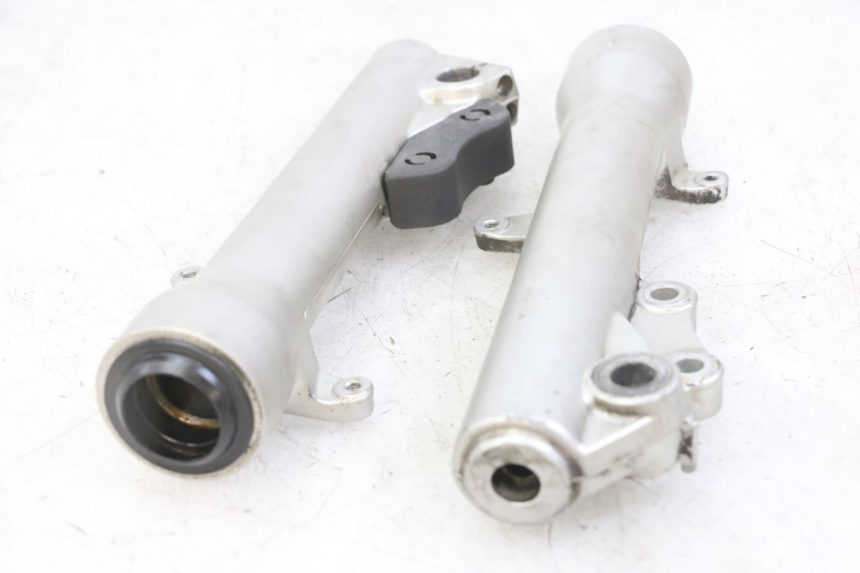 photo de OSŁONA WIDEŁEK ZAWIESZENIA PRZEDNIEGO GILERA NEXUS 125 (2009 - 2013) - Zoom stanu zużycia