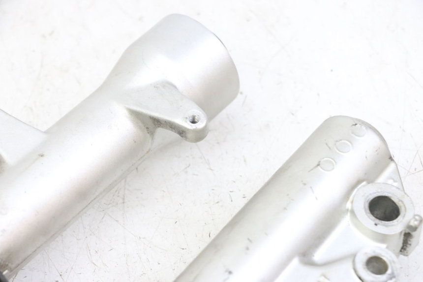 photo de OSŁONA WIDEŁEK ZAWIESZENIA PRZEDNIEGO GILERA NEXUS 125 (2009 - 2013) - Widok ogólny