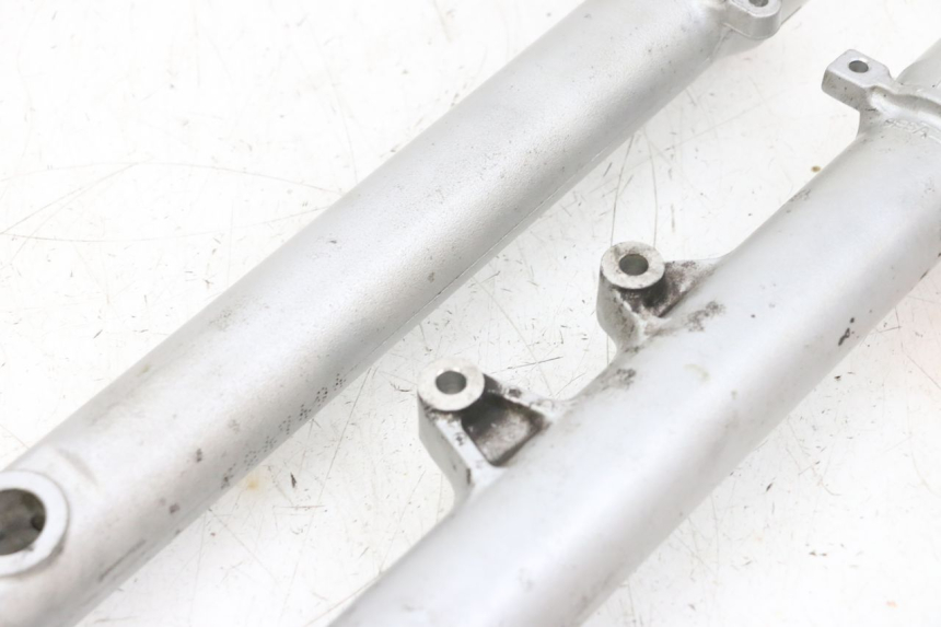 photo de OSŁONA WIDEŁEK ZAWIESZENIA PRZEDNIEGO HONDA NSR R 125 (1994 - 2003) - Widok ogólny