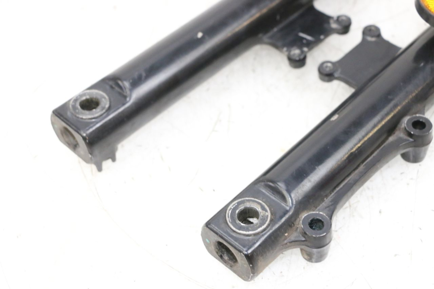 photo de OSŁONA WIDEŁEK ZAWIESZENIA PRZEDNIEGO SYM ORBIT 2 4T 50 (2008 - 2017) - Widok produktu