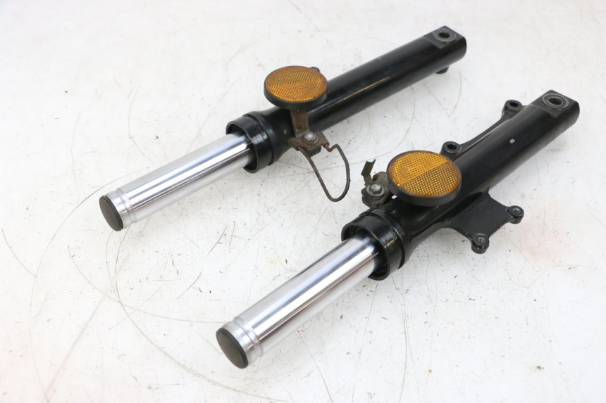 photo de OSŁONA WIDEŁEK ZAWIESZENIA PRZEDNIEGO SYM ORBIT 2 4T 50 (2008 - 2017) - Widok ogólny