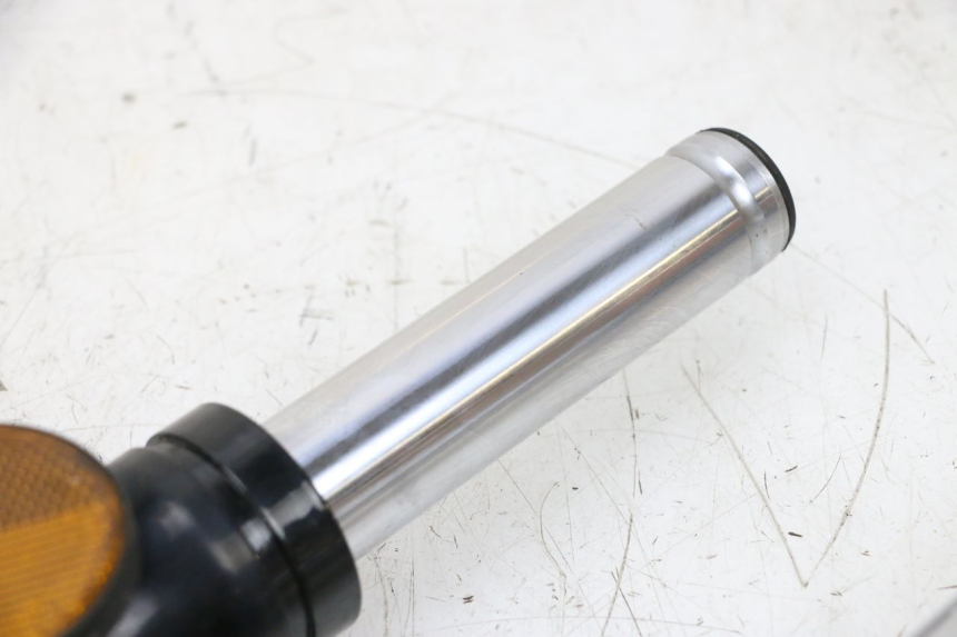 photo de OSŁONA WIDEŁEK ZAWIESZENIA PRZEDNIEGO SYM ORBIT 2 4T 50 (2008 - 2017) - Punkty mocowania