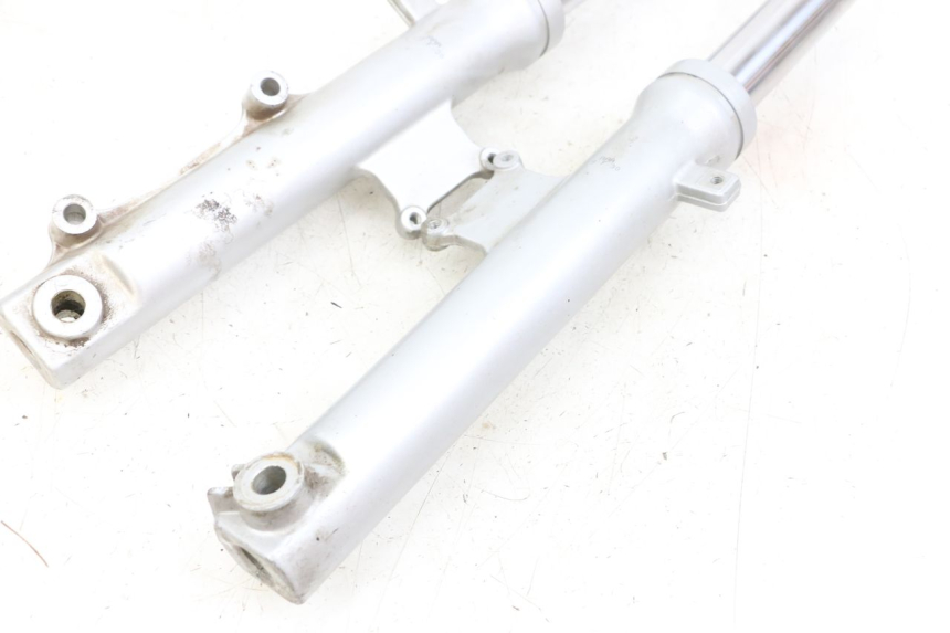 photo de OSŁONA WIDEŁEK ZAWIESZENIA PRZEDNIEGO SYM ORBIT 50 (2008 - 2010) - Zoom stanu zużycia