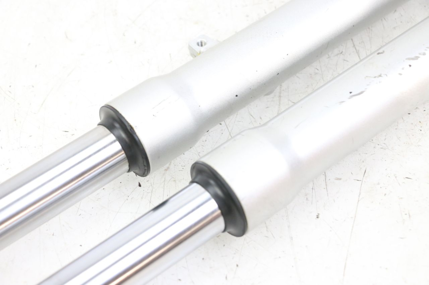 photo de OSŁONA WIDEŁEK AMORTYZATORA PIAGGIO LIBERTY IGET 4T 50 (2021 - 2025) - Część sprawdzona