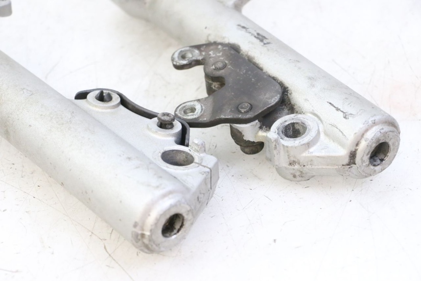 photo de OSŁONA WIDEŁEK ZAWIESZENIA PRZEDNIEGO PIAGGIO X8 125 (2004 - 2007) - Zoom stanu zużycia